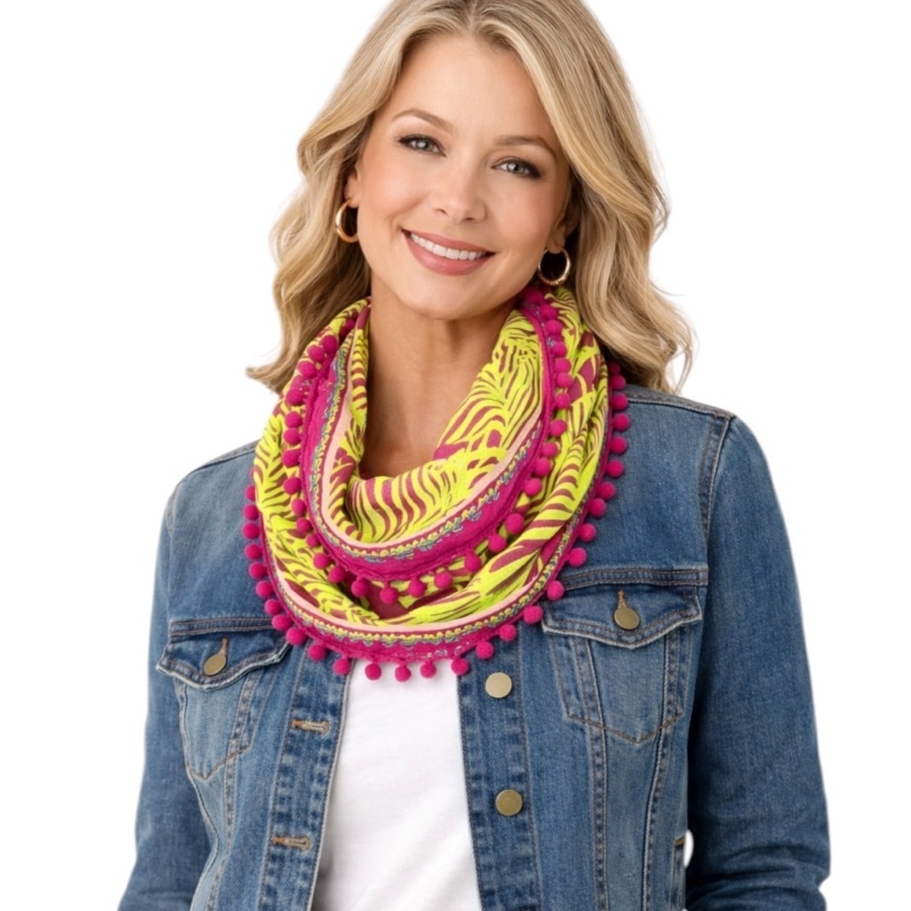 NWT Vera Bradley Embellished Infinity Scarf Palm Fronds Bright Green Pink